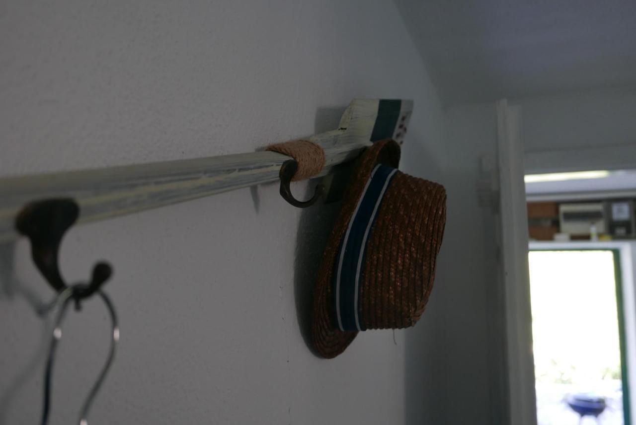 Vacation House "Pave" Povlja  Buitenkant foto