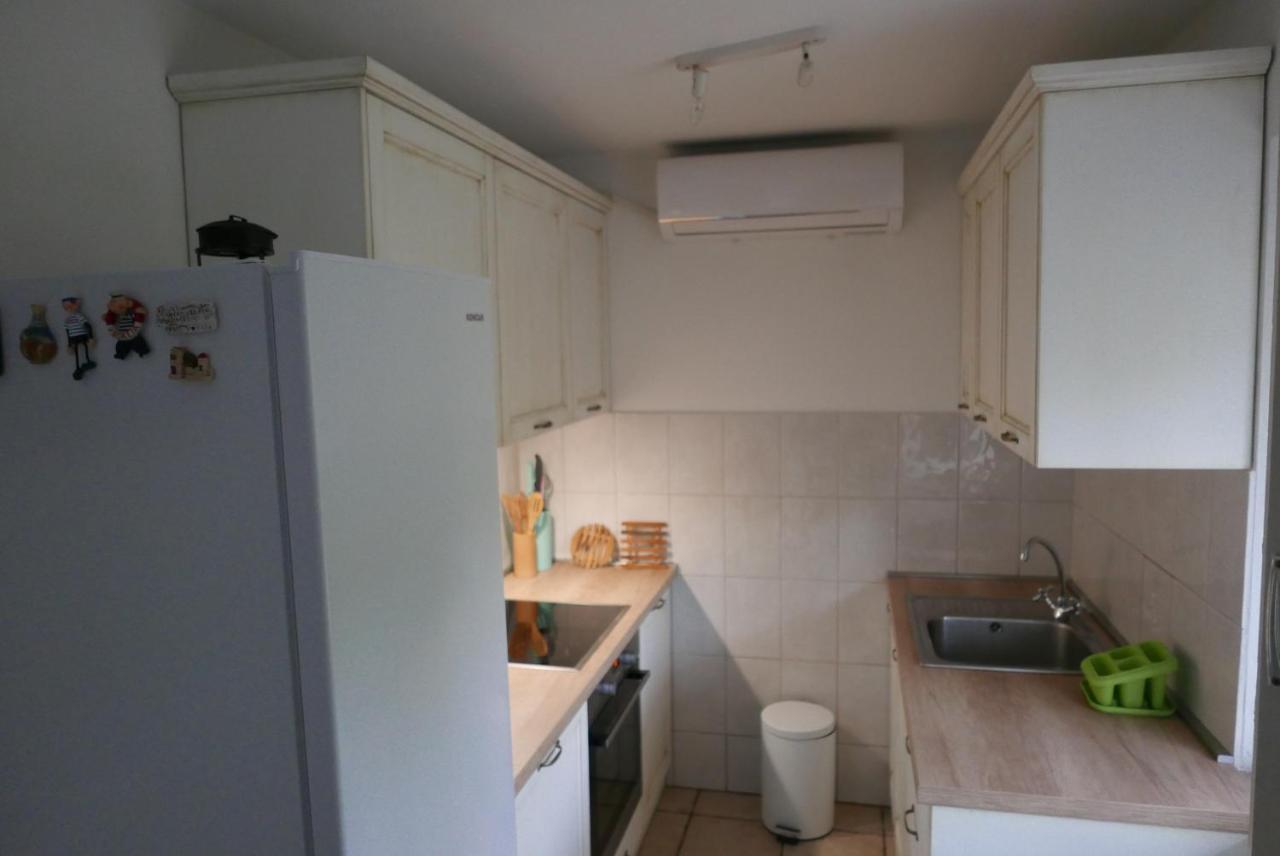 Vacation House "Pave" Povlja  Buitenkant foto